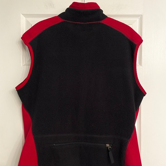 Vintage Patagonia Red Fleece Vest - Picture 11 of 14